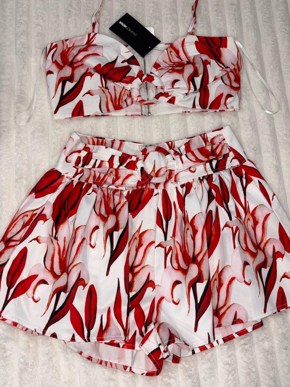 Red & White High Waist Floral Short Set